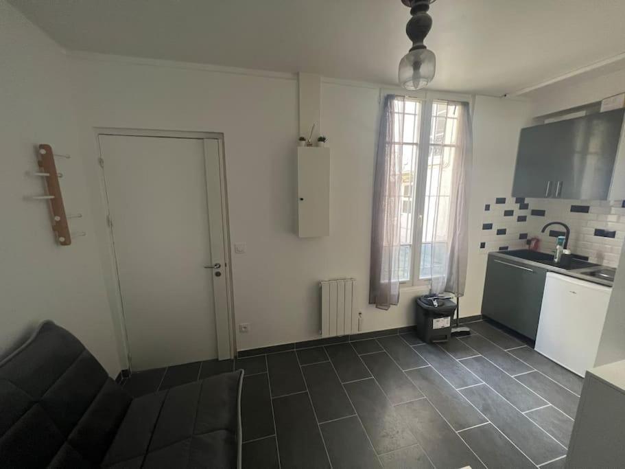 Studio Cosy Refait A Neuf Levallois Exterior photo